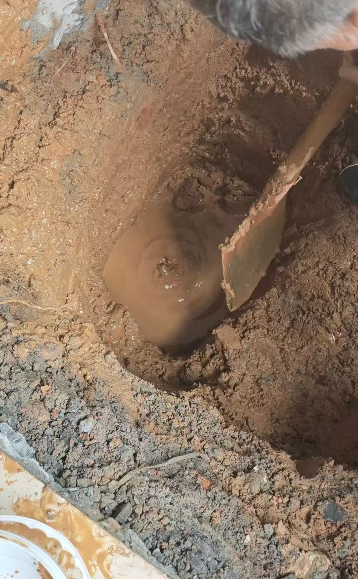 九江体校八里湖校区测漏现场1
